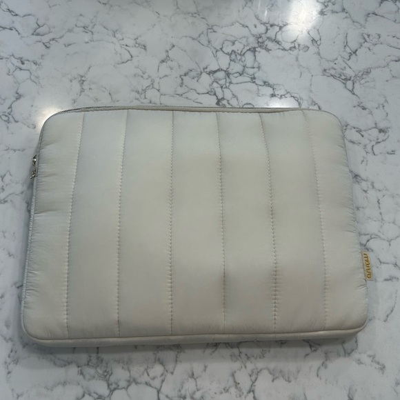 NWOT Mosiso Cream Softshell Electronics Tech Case w/ Mouse Pad & Small Case - Picture 1 of 9